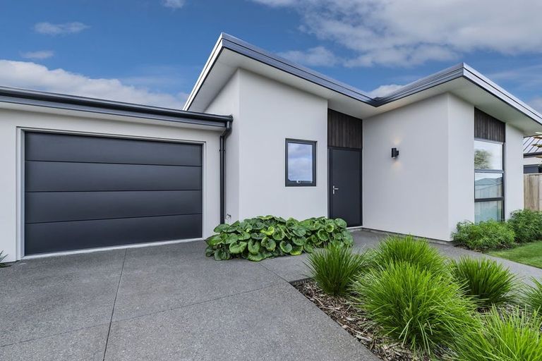 Photo of property in 9 Coney Place, Rolleston, 7614