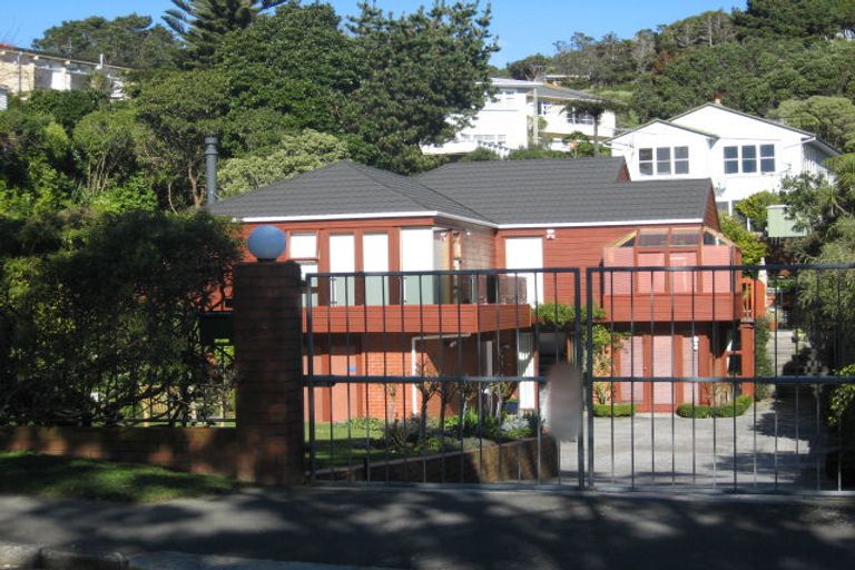Photo of property in 25 Plymouth Street, Karori, Wellington, 6012