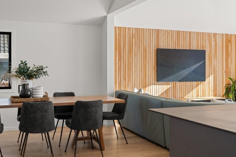 Photo of property in 56b Marine Parade, Mount Maunganui, 3116