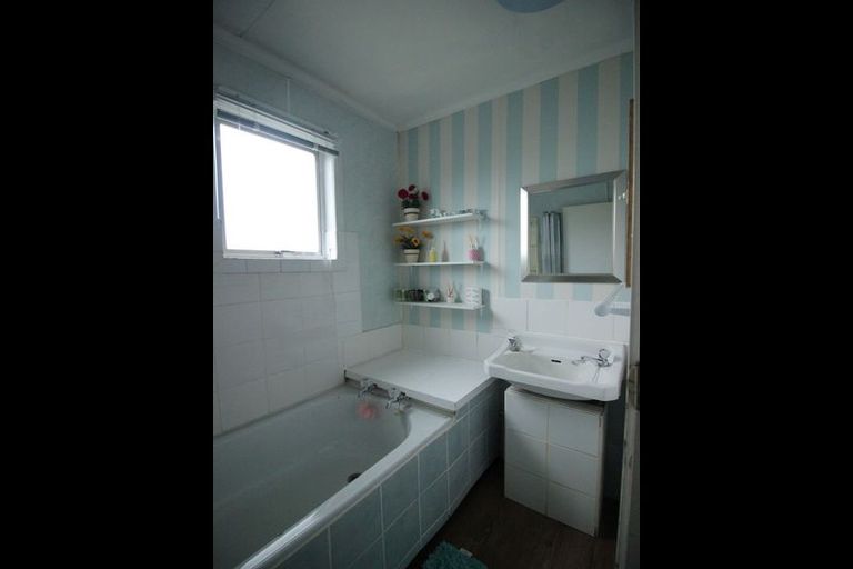 Photo of property in 20 Falstone Crescent, Twizel, 7901