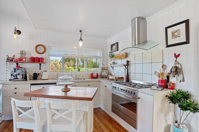 Photo of property in 43 Waiomu Valley Road, Waiomu, Thames, 3575