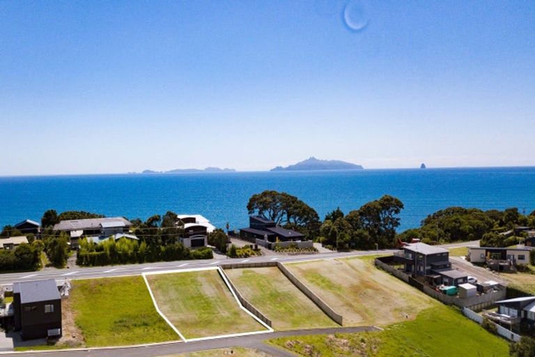 Photo of property in 9 Milky Way, Langs Beach, 0582