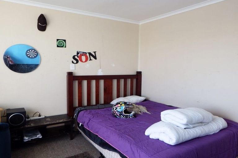 Photo of property in 1 Princess Street, Marton, 4710