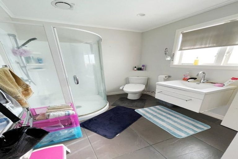Photo of property in 1/11 Belmont Terrace, Milford, Auckland, 0620