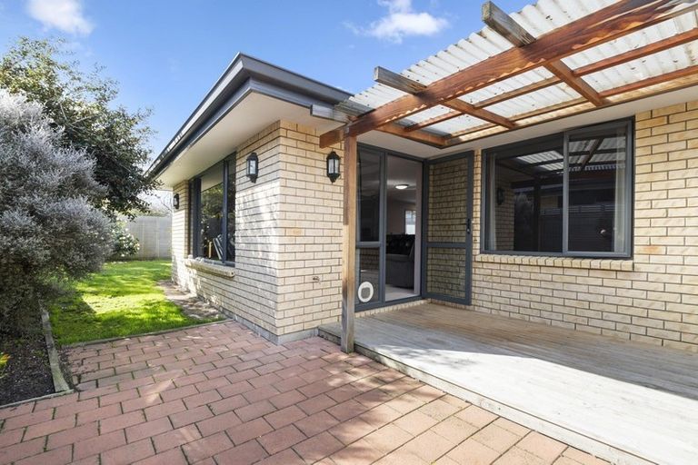 Photo of property in 4 Holdaway Street, Riversdale, Blenheim, 7201