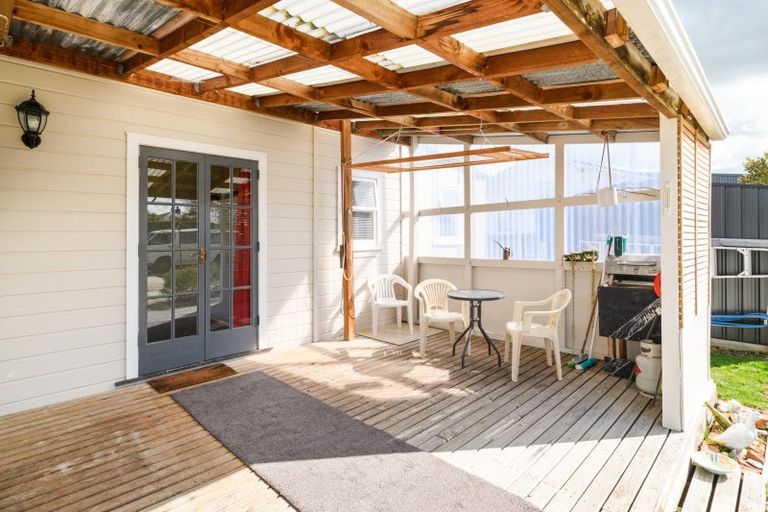 Photo of property in 8 Toia Street, Marton, 4710