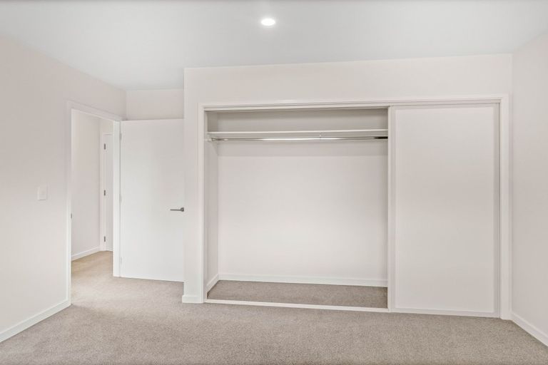 Photo of property in 33 Robert Duncan Road, Belfast, Christchurch, 8051