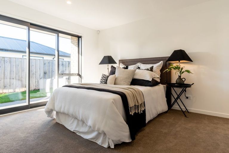 Photo of property in 2 Main North Road, Woodend, 7610