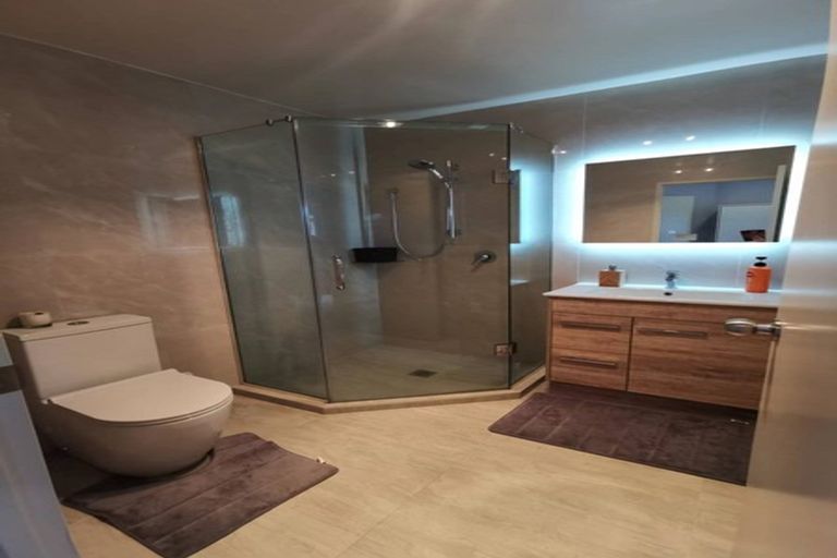 Photo of property in 13 Trossach Place, Wattle Downs, Auckland, 2103