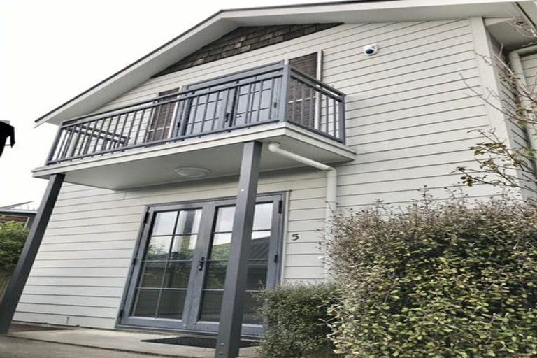 Photo of property in 5/25 Hollies Crescent, Johnsonville, Wellington, 6037