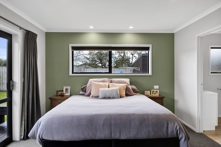 Photo of property in 6 Montague Grove, Stratford, 4332