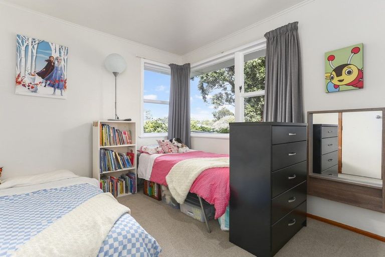 Photo of property in 30 Nile Road, Kelston, Auckland, 0602