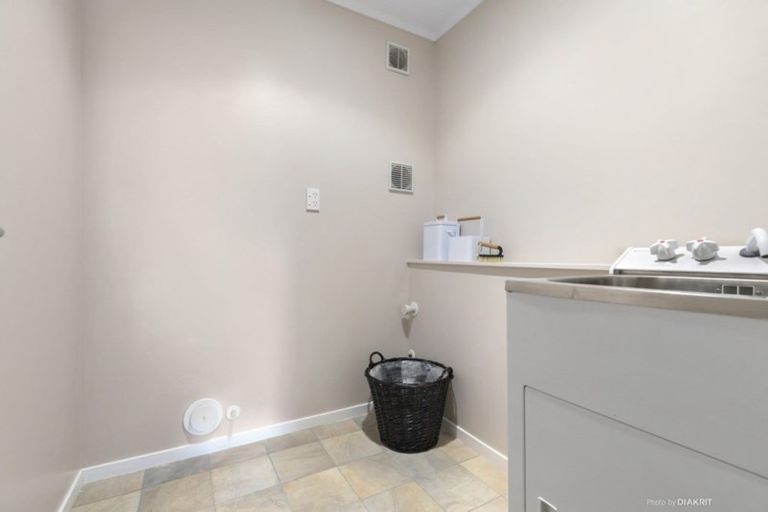 Photo of property in 136 Mairangi Road, Wilton, Wellington, 6012