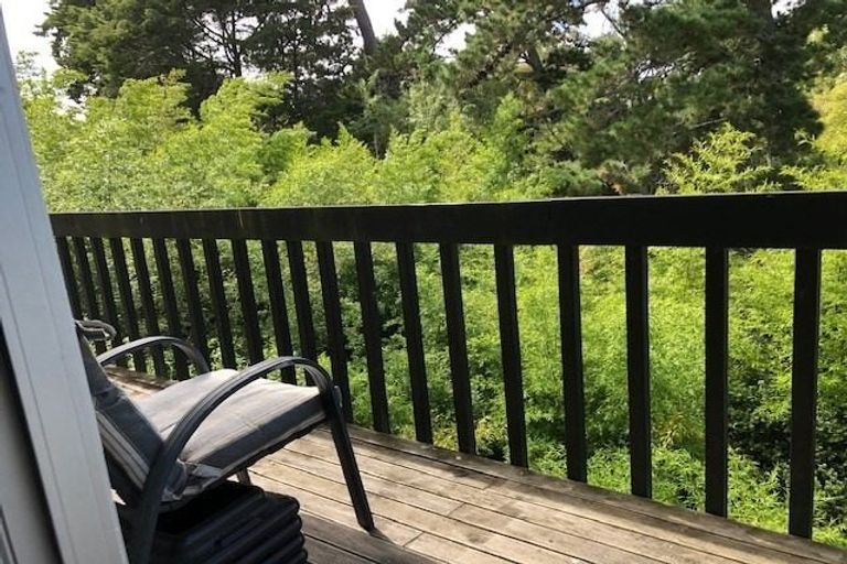 Photo of property in 223 Beach Haven Road, Beach Haven, Auckland, 0626