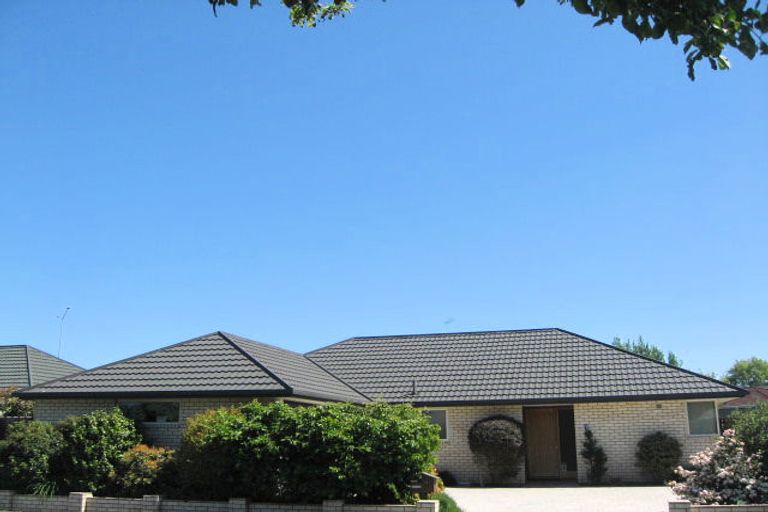 Photo of property in 7 Farquhars Road, Redwood, Christchurch, 8051