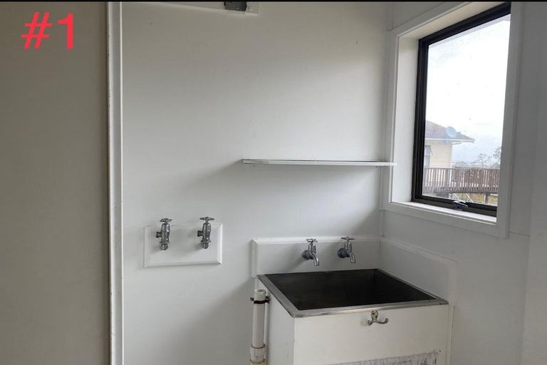 Photo of property in 24 Lewisham Street, Highland Park, Auckland, 2010