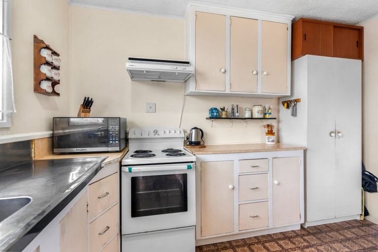 Photo of property in 14 Otuhiwai Crescent, Tikipunga, Whangarei, 0112
