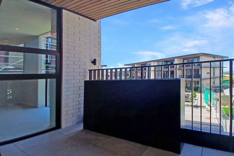 Photo of property in 210/21 Pennant Street, Long Bay, Auckland, 0630