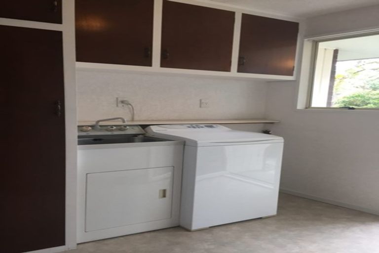 Photo of property in 28 Westmont Street, Ilam, Christchurch, 8041