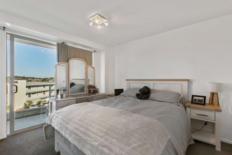 Photo of property in 215/17 Link Crescent, Stanmore Bay, Whangaparaoa, 0932