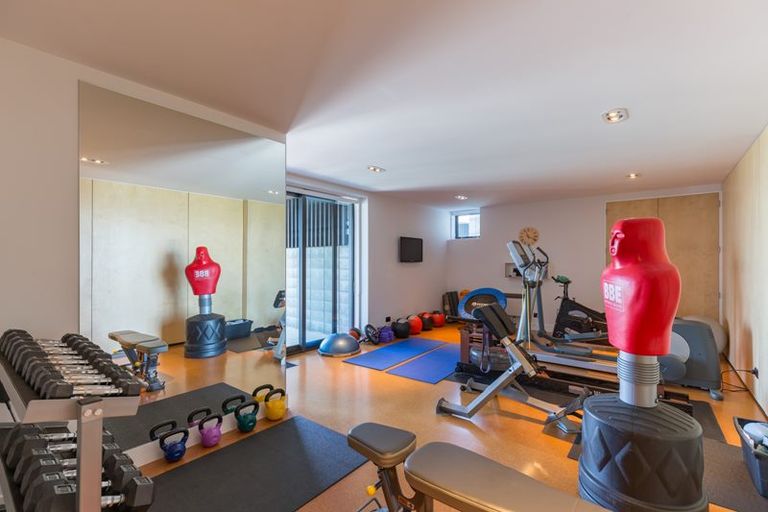 Photo of property in 5 Albert Road, Stepneyville, Nelson, 7010