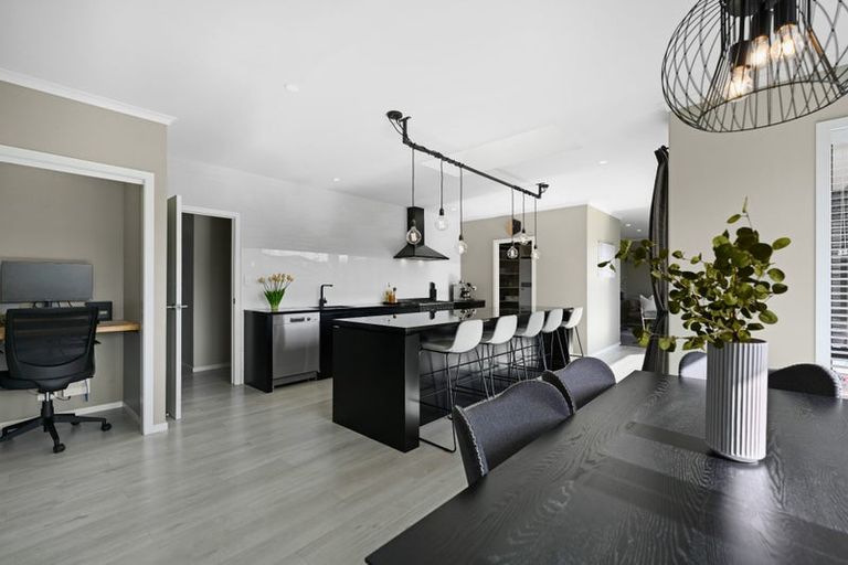 Photo of property in 23 Tiaki Way, Cambridge, 3434