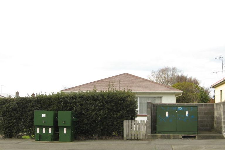 Photo of property in 108 Morton Street, Strathern, Invercargill, 9812