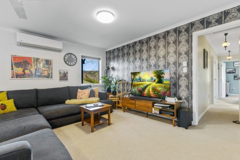 Photo of property in 15 Aronui Road, Bridge Hill, Alexandra, 9320