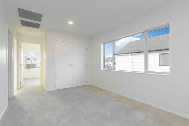 Photo of property in 20 Pinefield Road, Whenuapai, Auckland, 0618