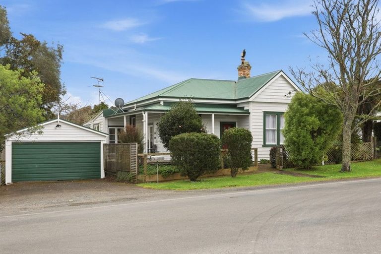 Photo of property in 952 Kaipara Flats Road, Kaipara Flats, Warkworth, 0981