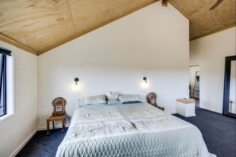 Photo of property in 76 Te Kapua Rise, 4182