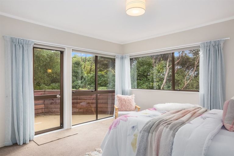 Photo of property in 14 Furneaux Grove, Whitby, Porirua, 5024