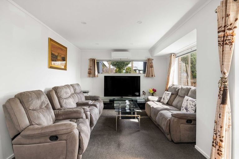 Photo of property in 9a Portland Street, Welcome Bay, Tauranga, 3112