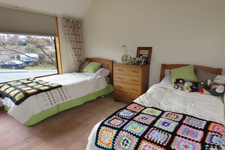 Photo of property in 1 Athenry Road, Bridge Hill, Alexandra, 9320