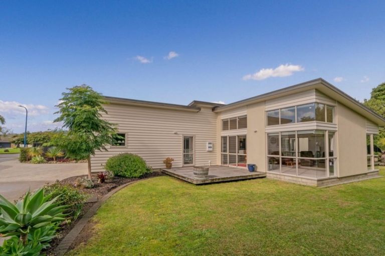 Photo of property in 14 Heritage Close, Whitianga, 3510