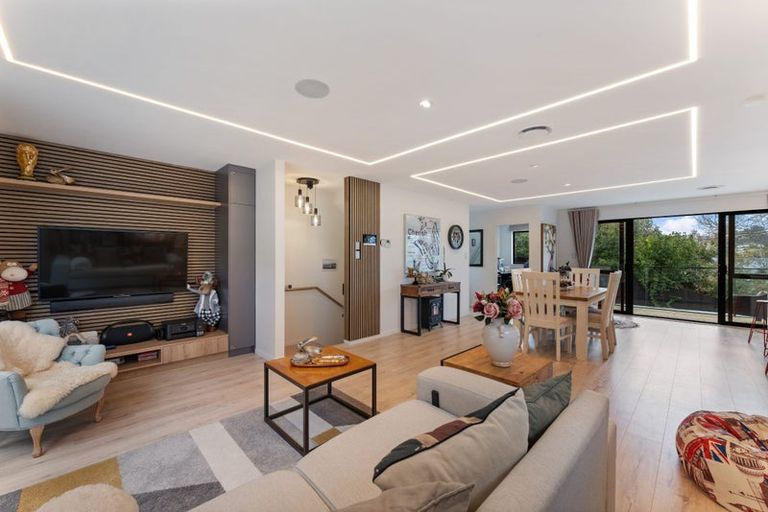 Photo of property in 116d Oaktree Avenue, Browns Bay, Auckland, 0630