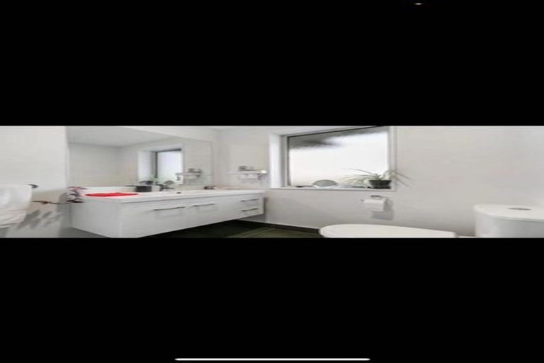 Photo of property in 59c Reeves Road, Pakuranga, Auckland, 2010