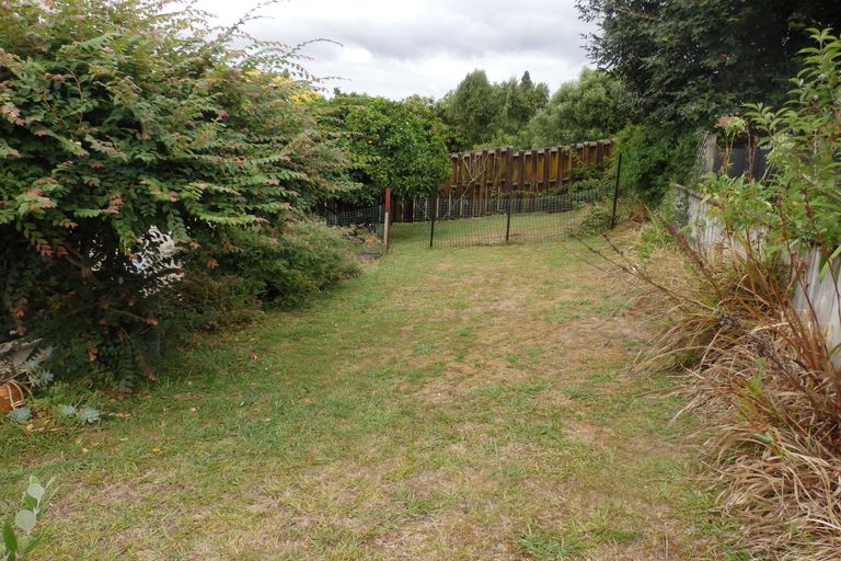 Photo of property in 66 Byron Street, Leamington, Cambridge, 3432