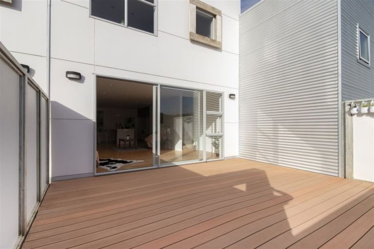 Photo of property in 49 Saddleback Grove, Karori, Wellington, 6012