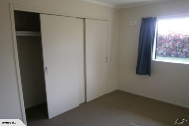 Photo of property in 581 Waitara Road, Huirangi, New Plymouth, 4373