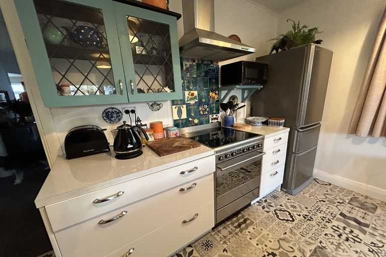 Photo of property in 77a Russell Street, Westport, 7825