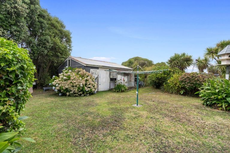 Photo of property in 227 Rangiuru Road, Otaki, 5512