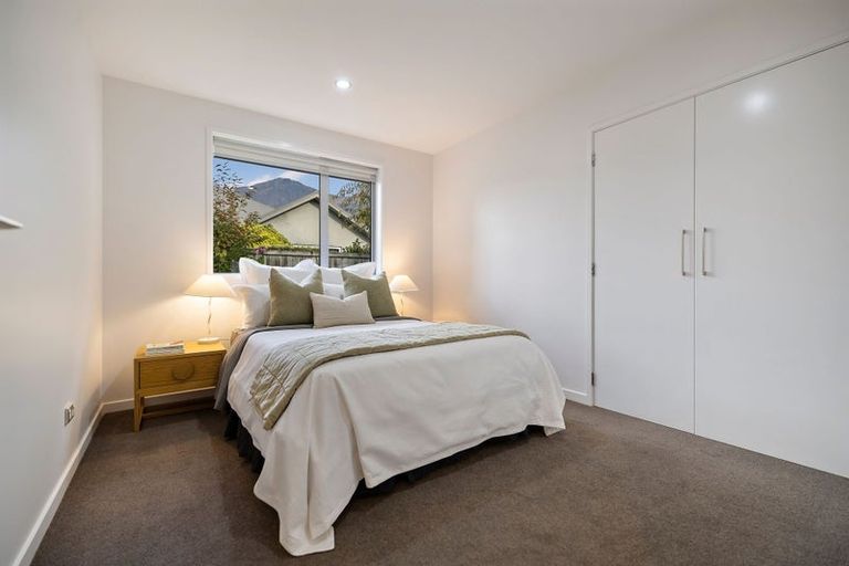 Photo of property in 42 Sylvan Street, Lake Hayes, Queenstown, 9304