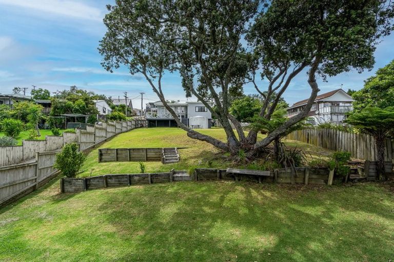 Photo of property in 15 Bonita Avenue, Stanmore Bay, Whangaparaoa, 0932