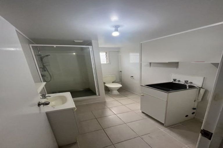 Photo of property in 5 The Anchorage, Sunnyhills, Auckland, 2010