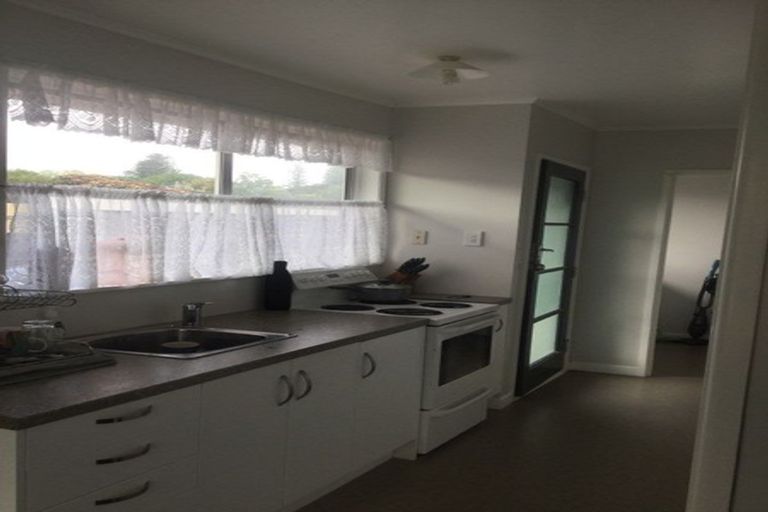 Photo of property in 15 Burndale Terrace, Manurewa, Auckland, 2102