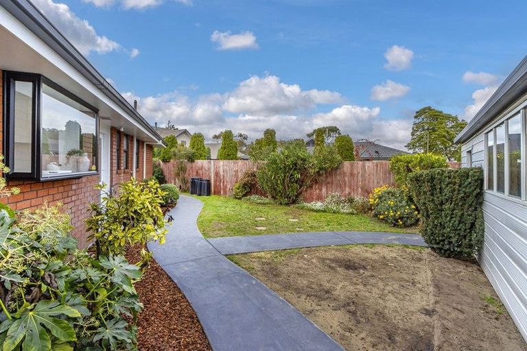 Photo of property in 490 Bower Avenue, Parklands, Christchurch, 8083
