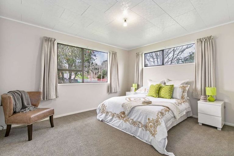 Photo of property in 2 Duckworth Road, Papakura, 2110