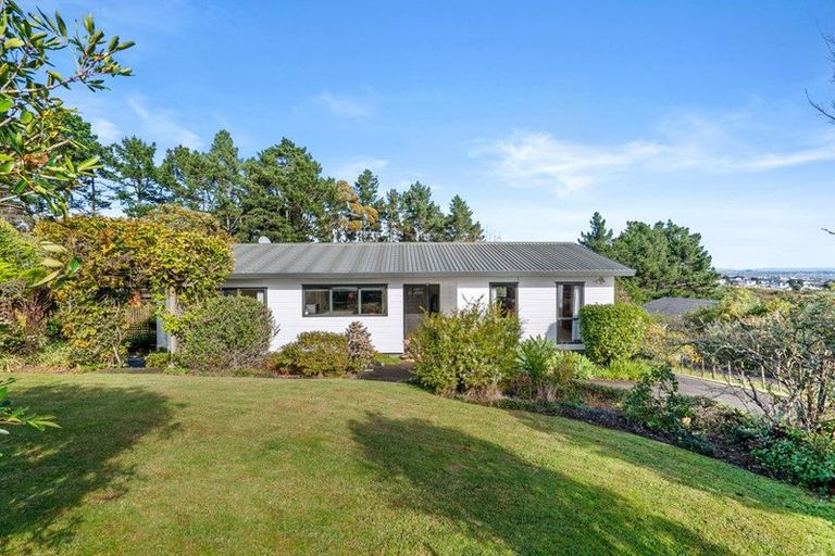 Photo of property in 209 Kaipara Road, Papakura, 2582