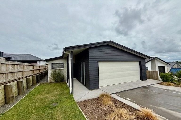 Photo of property in 47 Ridge Drive, Omokoroa, 3114
